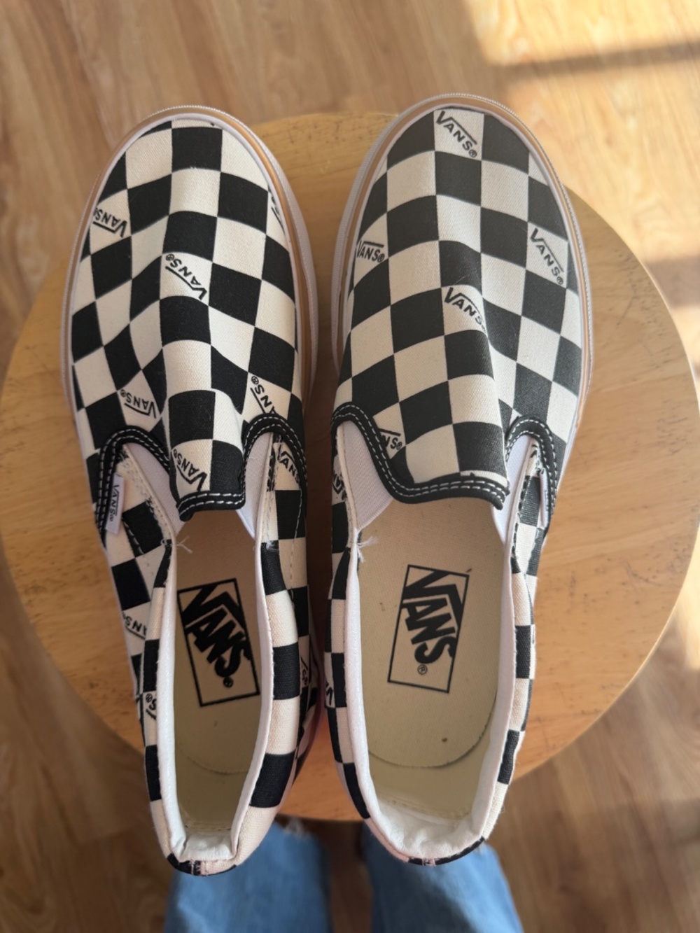 Custom platform vans - Picture 5 of 7